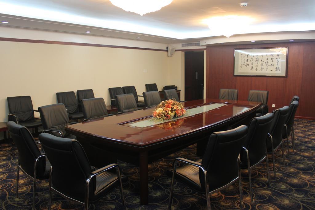 Beijing Commercial Business Hotel Экстерьер фото