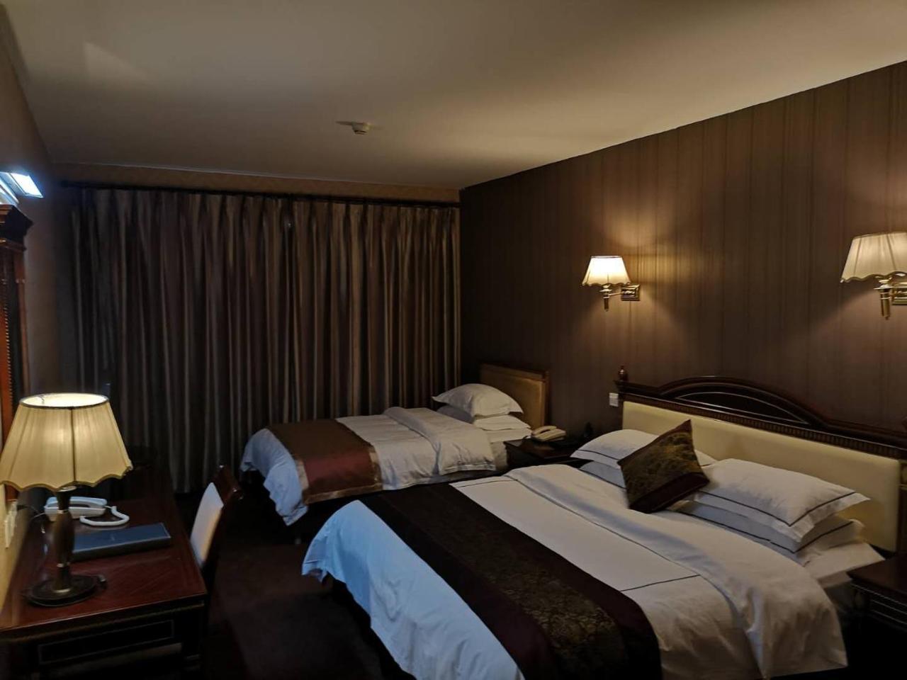 Beijing Commercial Business Hotel Экстерьер фото