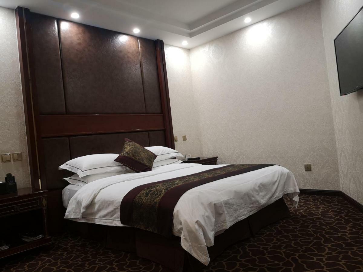 Beijing Commercial Business Hotel Экстерьер фото